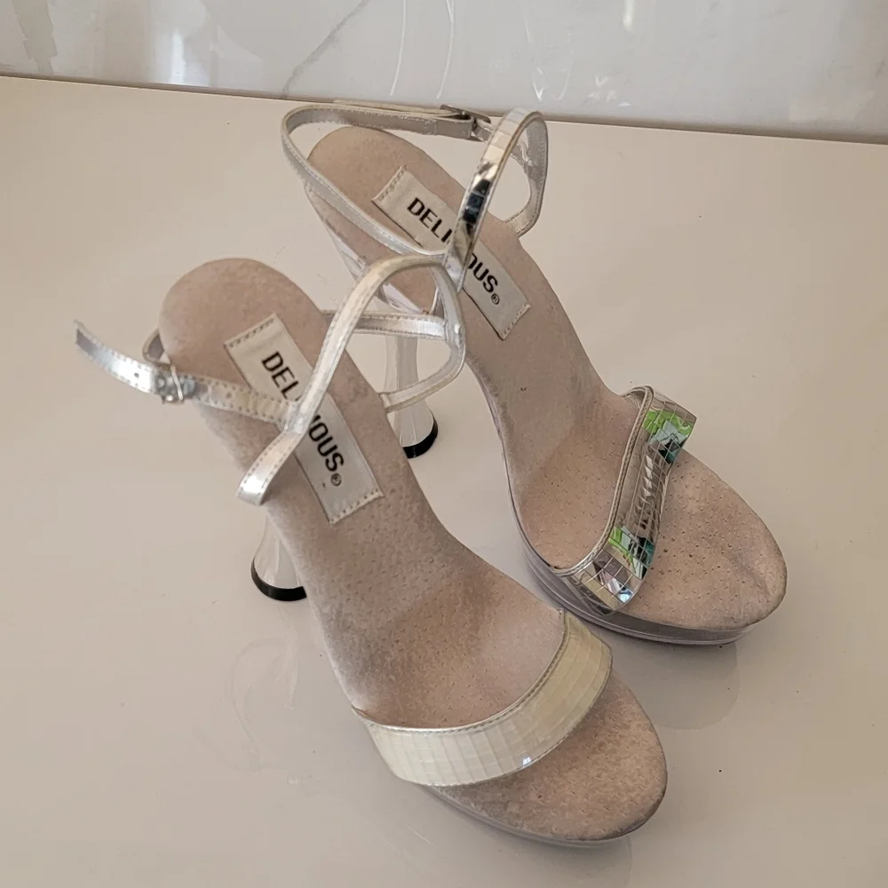 Delicious | Acrylic Platform Anklestrap Silver heels Size 7 - Picture 7 of 11